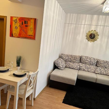 Mivardomi Accommodation Клуж-Напока Екстериор снимка